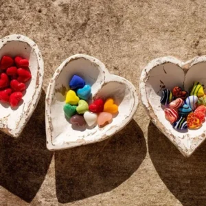 Glass Pocket Hearts W/Heart Bowl Display- Small (100 Hearts)